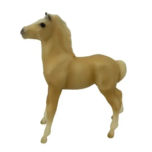 Breyer Reeves Horse Figure Pony Mini Figurine Toy Blonde Tan Cream Collectible - Picture 1 of 9